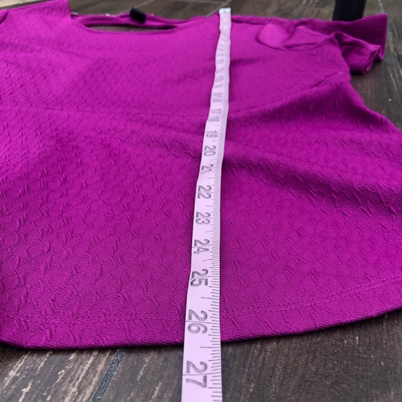 Roz & Ali | Purple Open Back Peplum Top | 2X - Picture 7 of 7